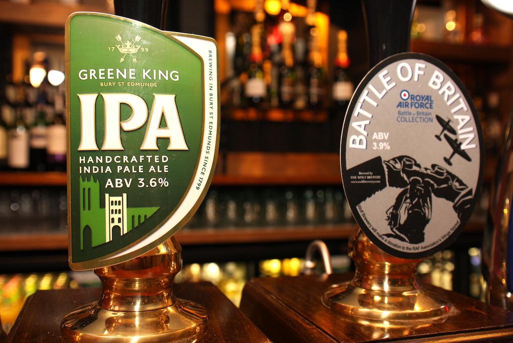 The Bear Hotel By Greene King Inns Hungerford Bagian luar foto