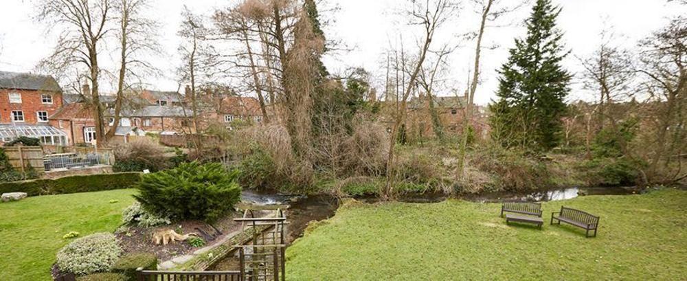 The Bear Hotel By Greene King Inns Hungerford Bagian luar foto