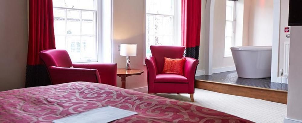 The Bear Hotel By Greene King Inns Hungerford Bagian luar foto