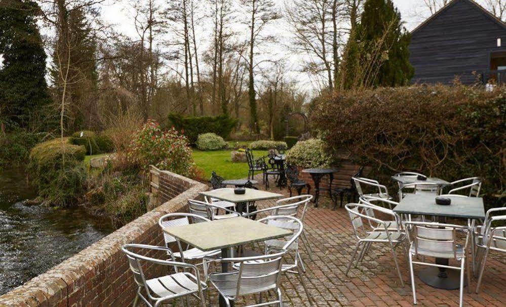 The Bear Hotel By Greene King Inns Hungerford Bagian luar foto